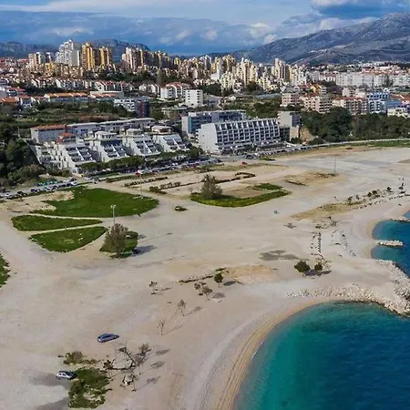 Apartament Aria Near The Famous Znjan,